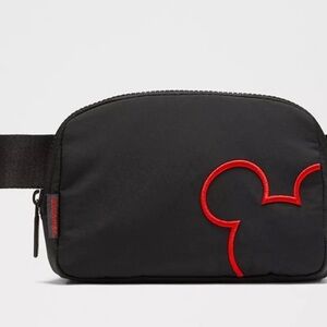 Mickey Disney Everywhere Belt Bag 1L